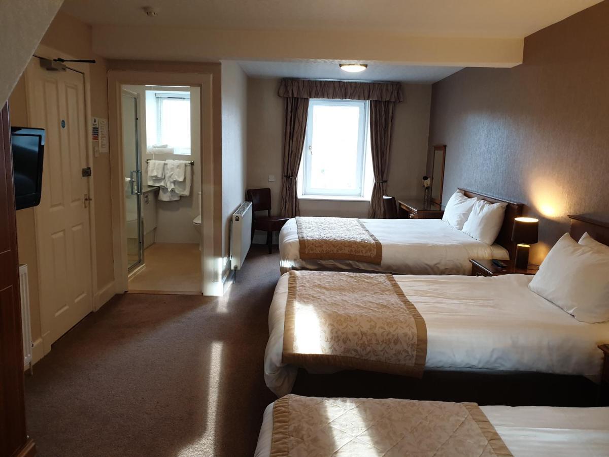 Commercial Hotel Олнесс Екстер'єр фото