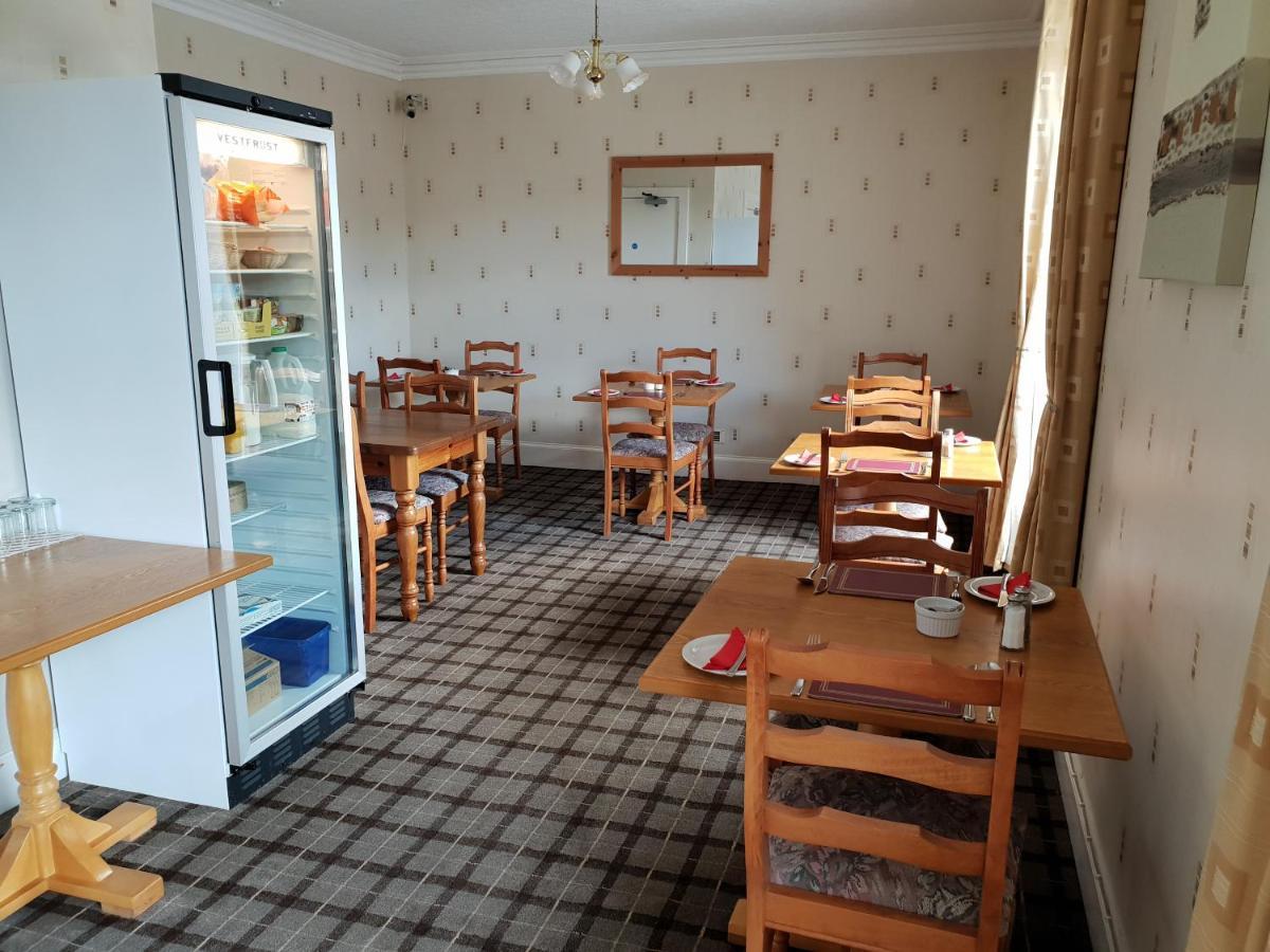 Commercial Hotel Олнесс Екстер'єр фото