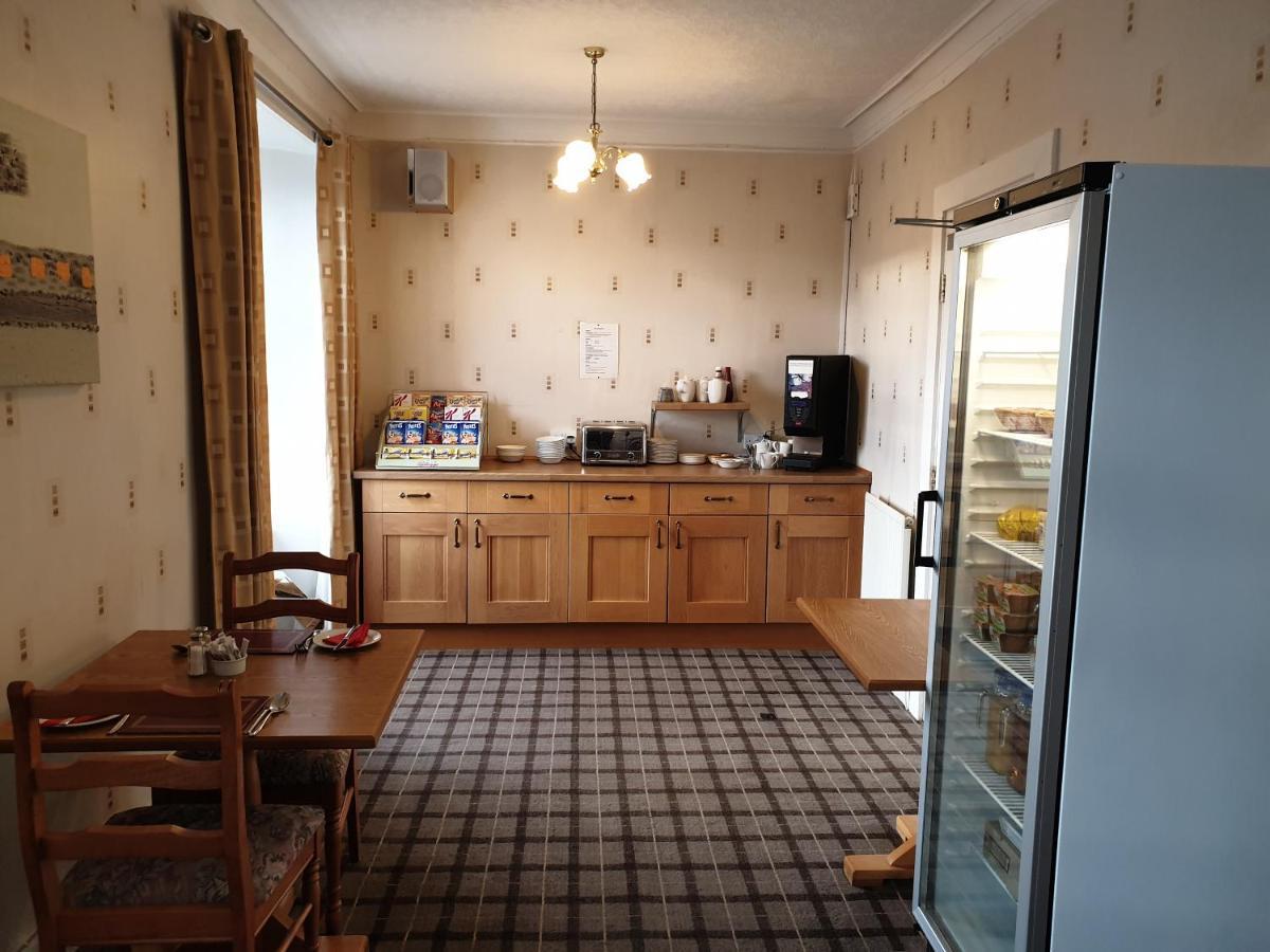 Commercial Hotel Олнесс Екстер'єр фото